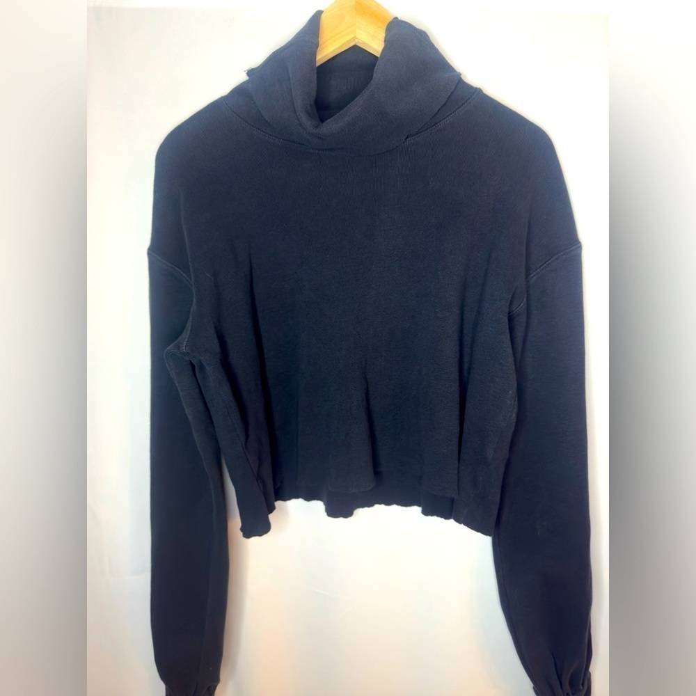 Free People Beach lightweight cropped, turtleneck sweatshirt with ballon sleeves
